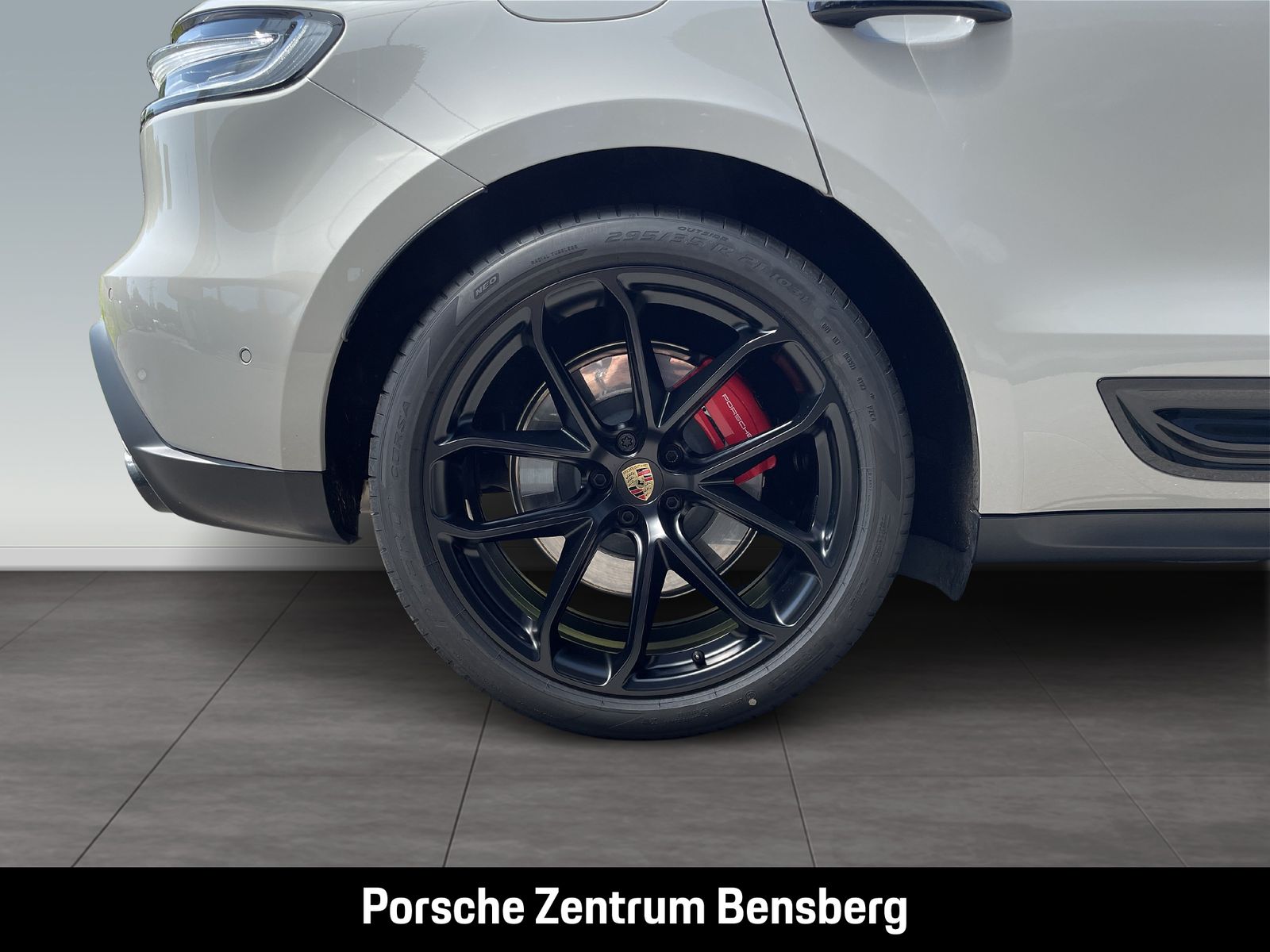 Porsche Macan GTS Pano StHz 18W ACC Surround View