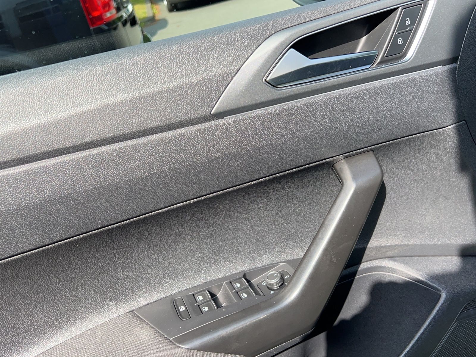 Volkswagen Taigo 1.0 TSI DSG R-Line - Samsaru's Car Outlet