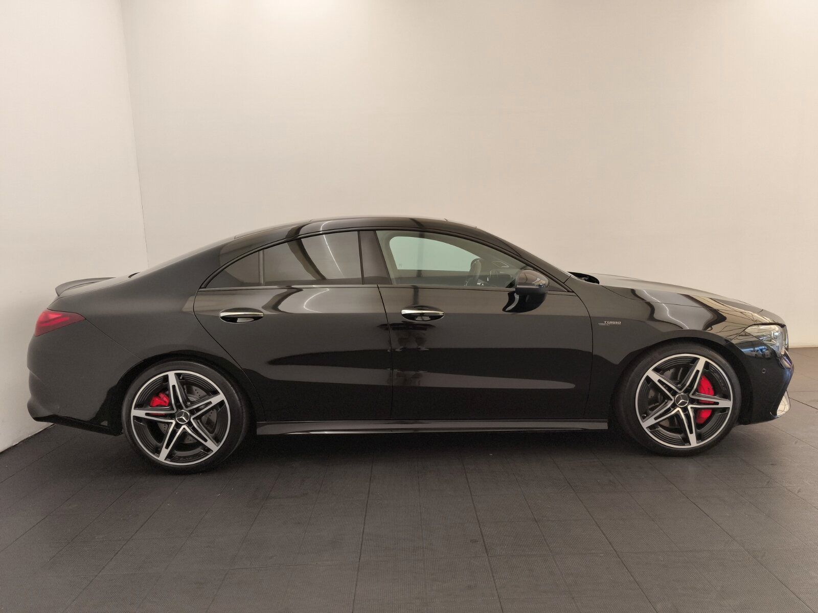 Mercedes-Benz CLA 35 4M Coupé - Samsaru's Car Outlet
