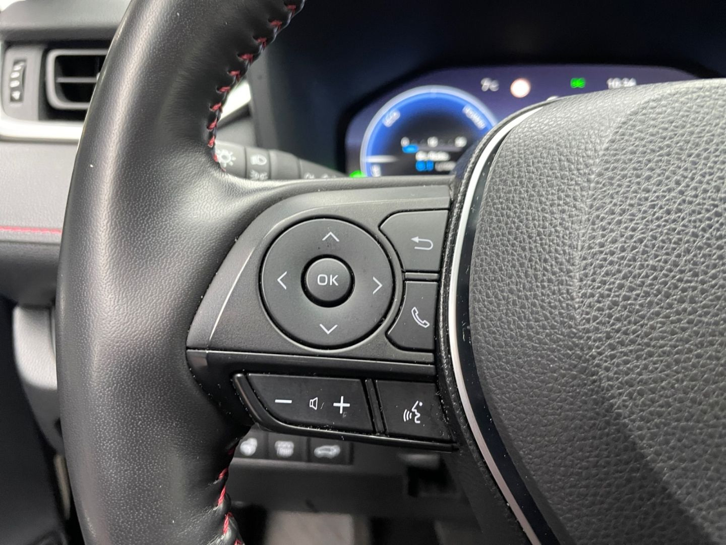 Toyota RAV 4 Plug-in-Hybrid Comfort *Allrad*HUD*4x SHZ*
