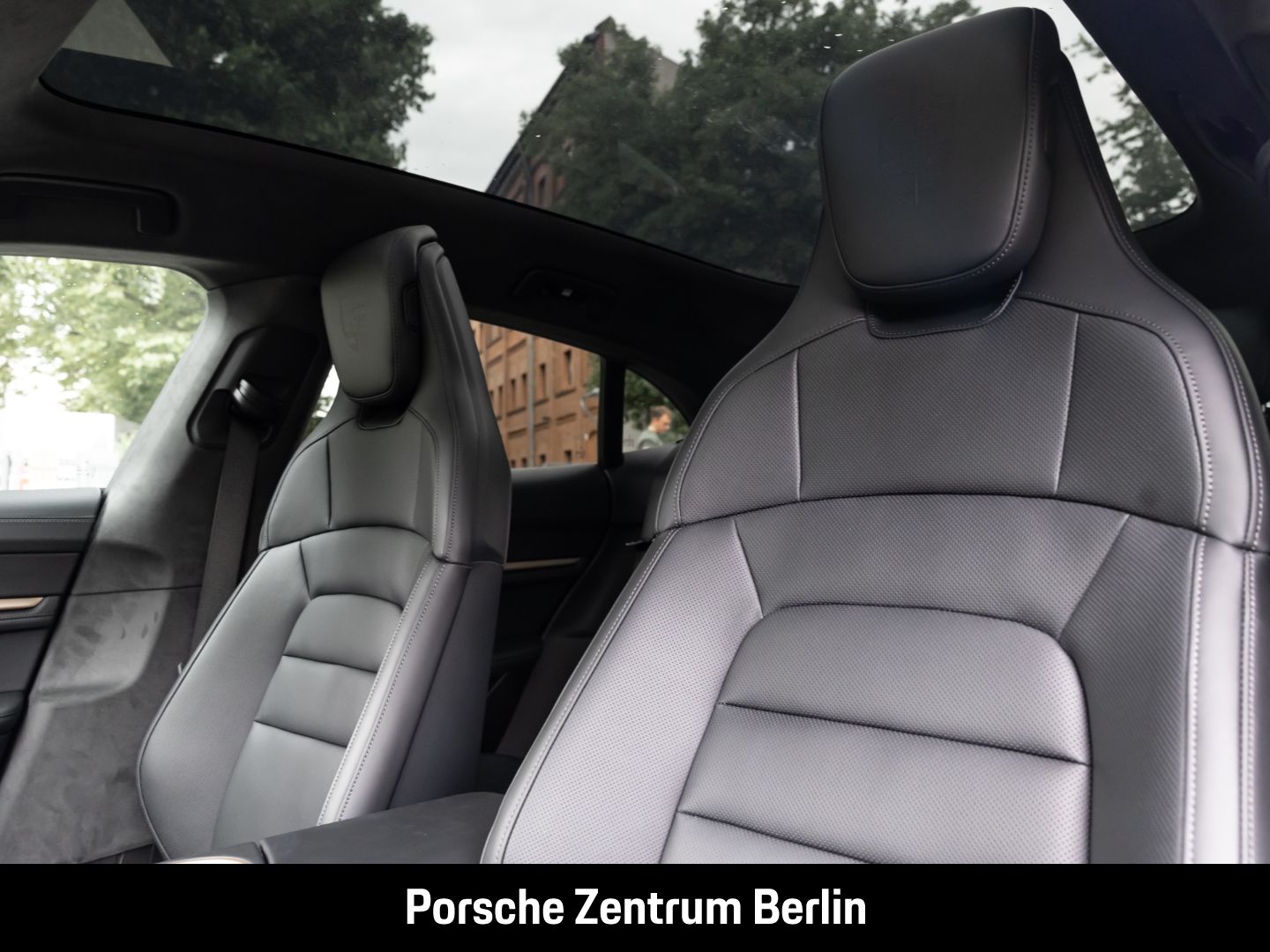 Porsche Taycan 4S Cross Turismo Clubleder Head-Up 21-Zol