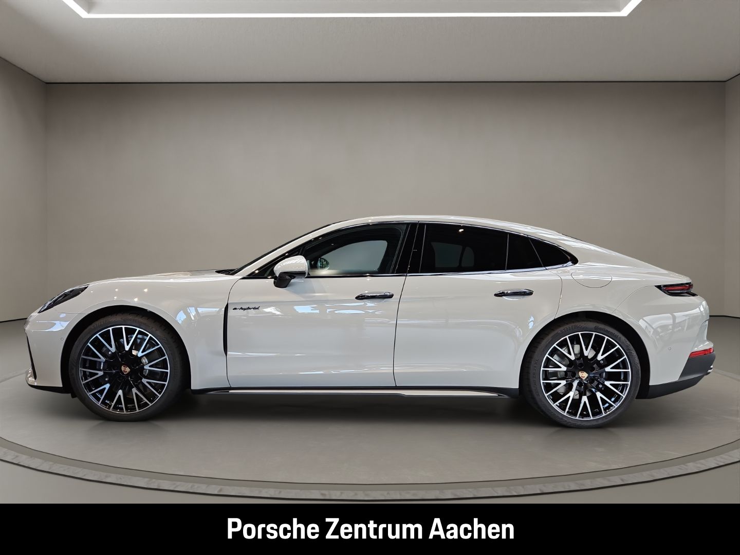 Porsche Panamera 4 E-Hybrid HA-Lenkung HeadUp Sportabgas