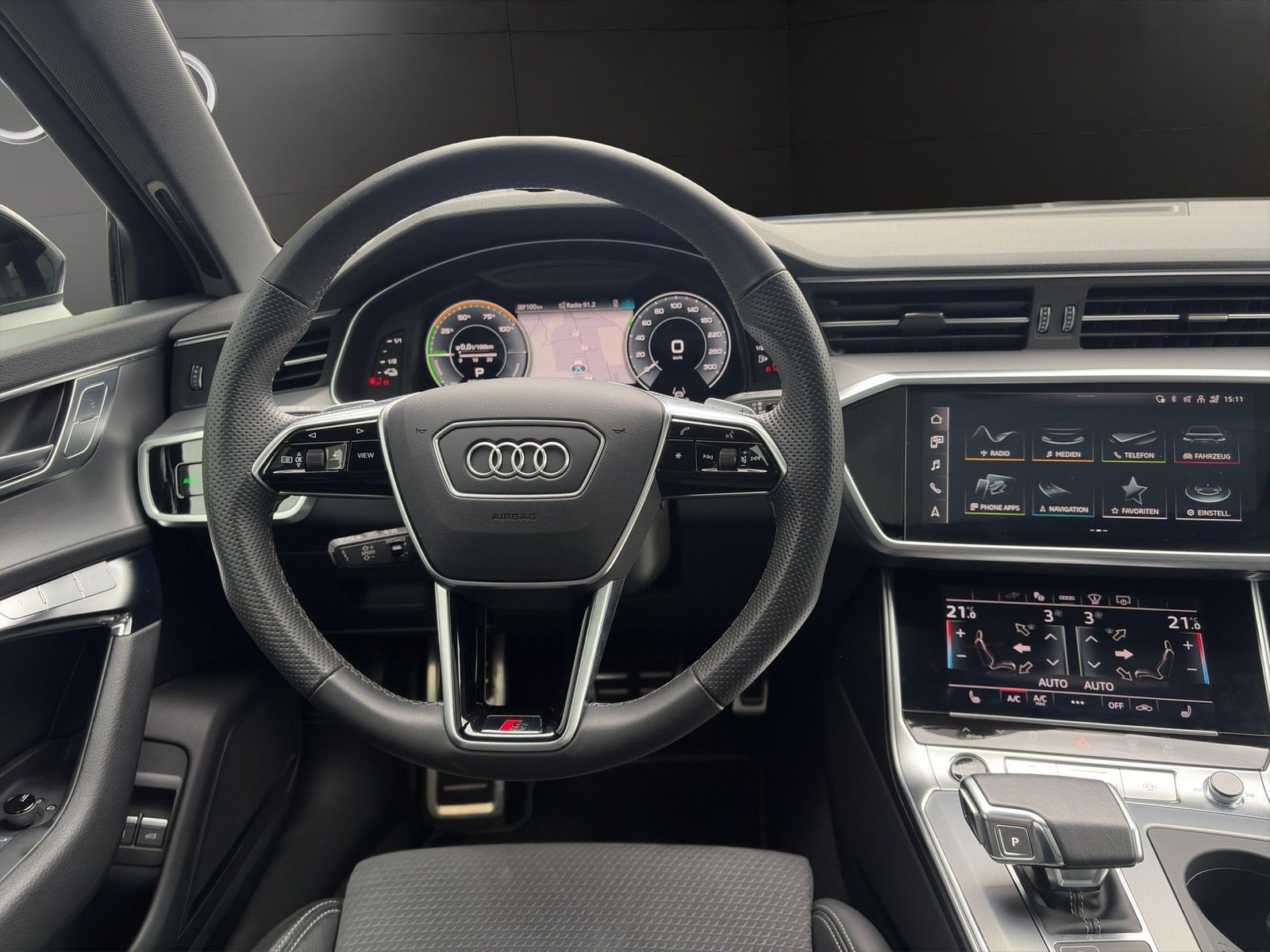 Audi A6 Avant 55 TFSI e q. S line Pano+AHK+Matrix+B&O