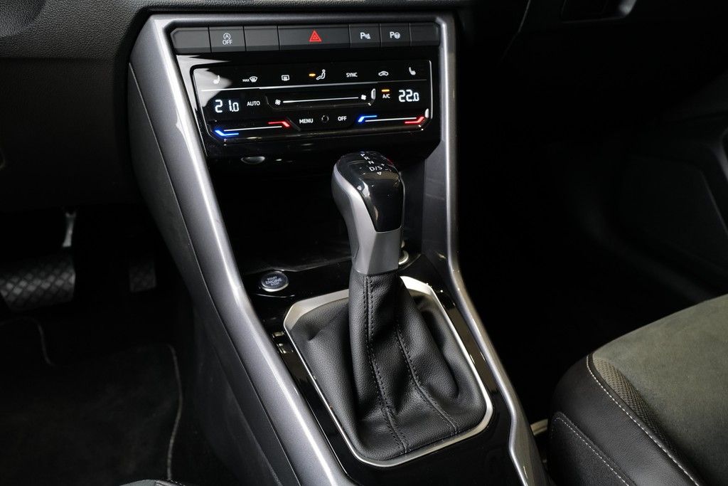 Volkswagen T-Roc 1.5TSI DSG Style - Samsaru's Car Outlet