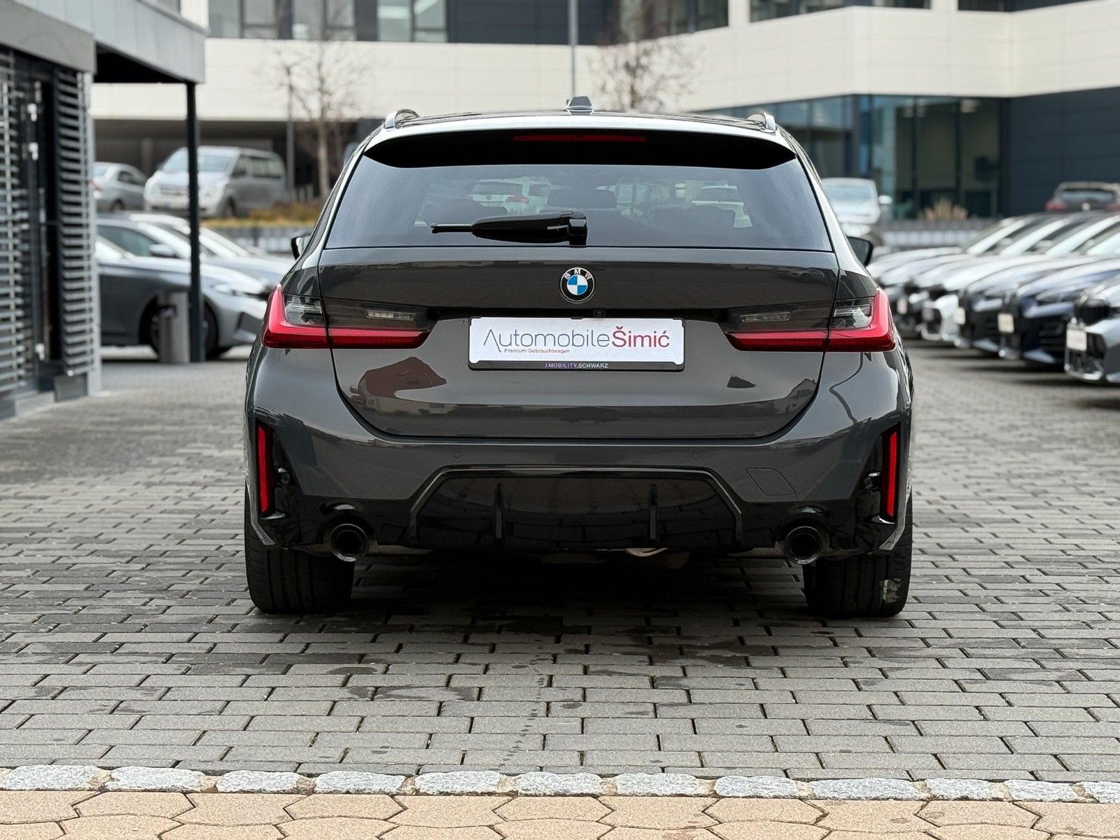 BMW 320d xD M Sport pro HuD AHK Pano hifi StHzg