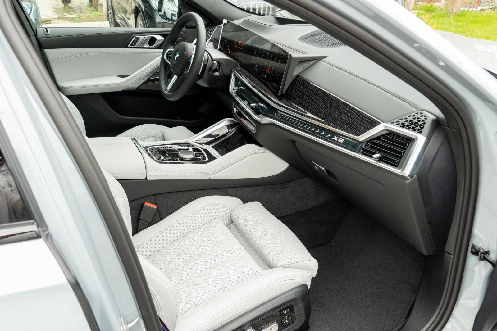 BMW X6 30d M SPORT - Samsaru's Car Outlet