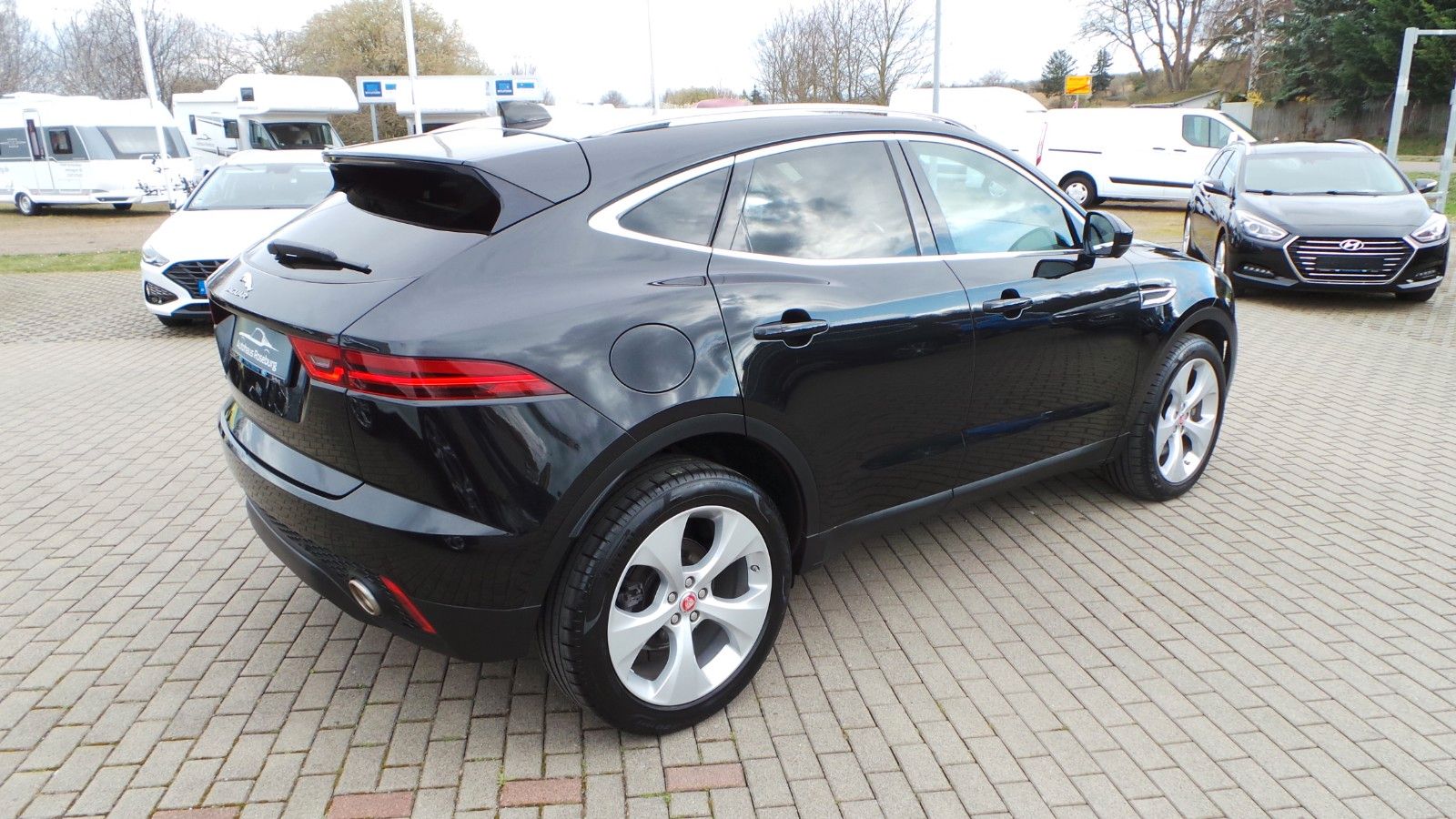 Jaguar E-Pace S AWD STANDHEIZ PANORAMA EL. HECKKLAPPE
