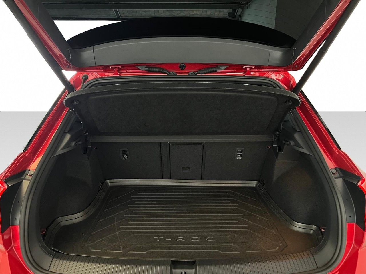 Volkswagen T-Roc 2.0 TSI DSG 4MOTION R Line - Samsaru's Car Outlet