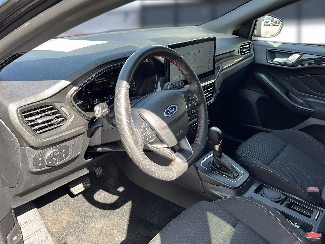 Ford Focus ST-Line Bluetooth Navi LED Klima