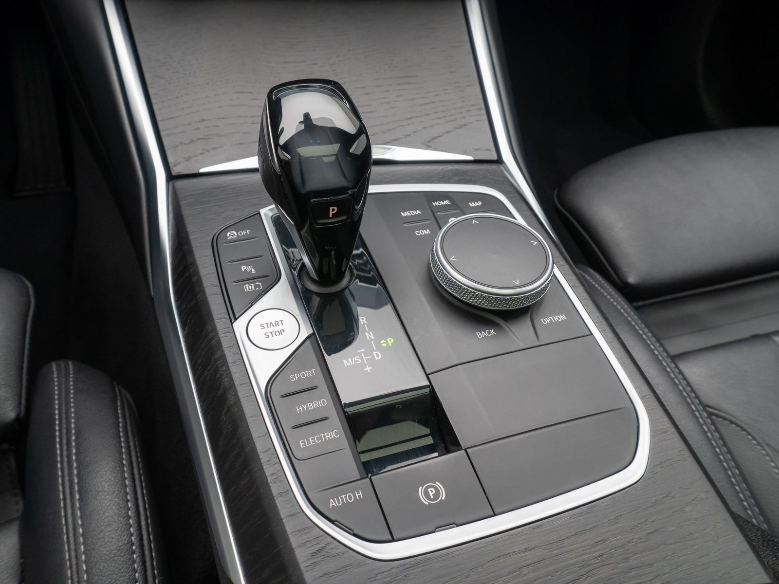 BMW 320e xD Sport Line - Samsaru's Car Outlet