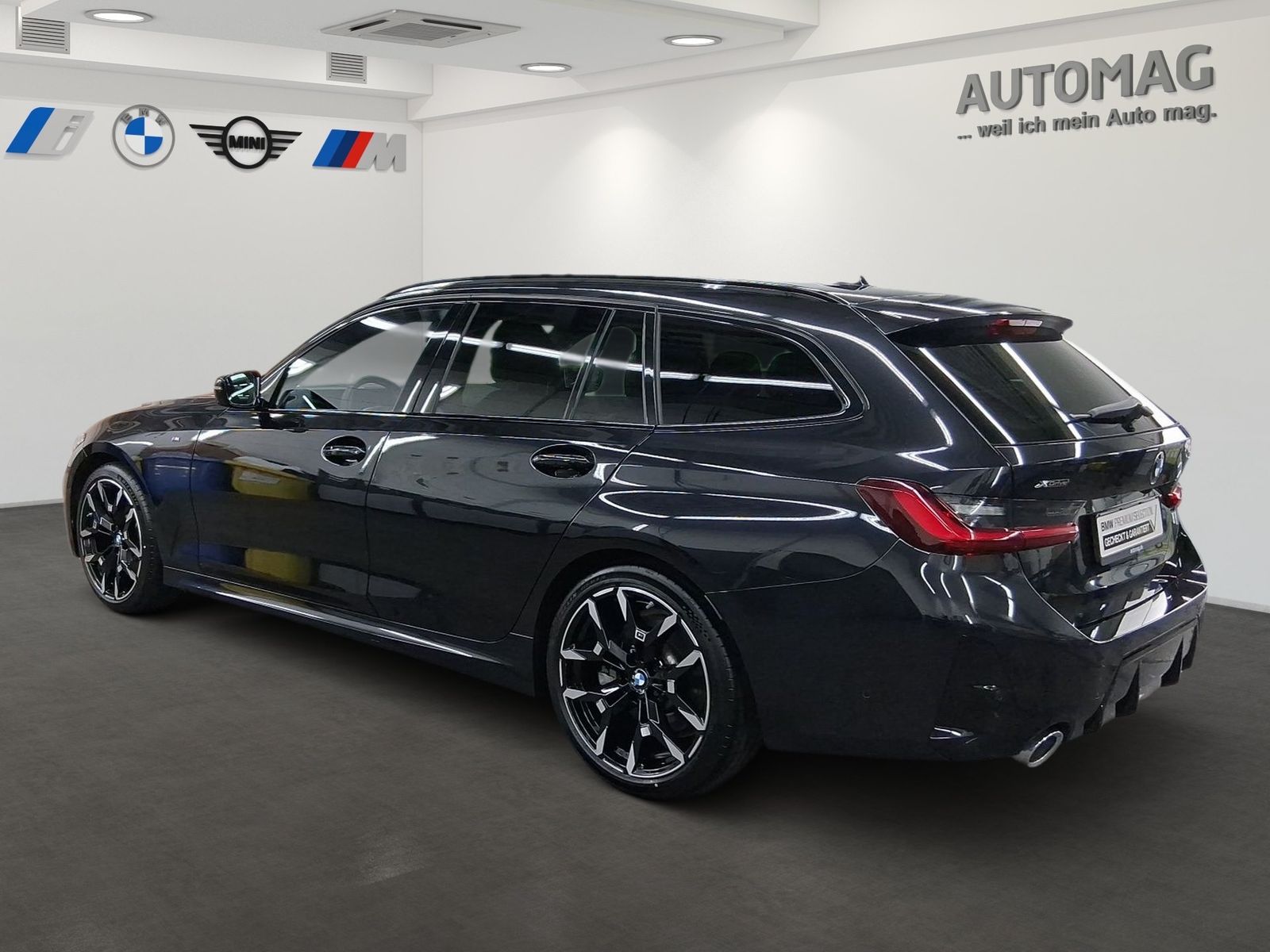 BMW 330i xDrive Touring*M-Sport*DrivAss*ParkAssPlus*