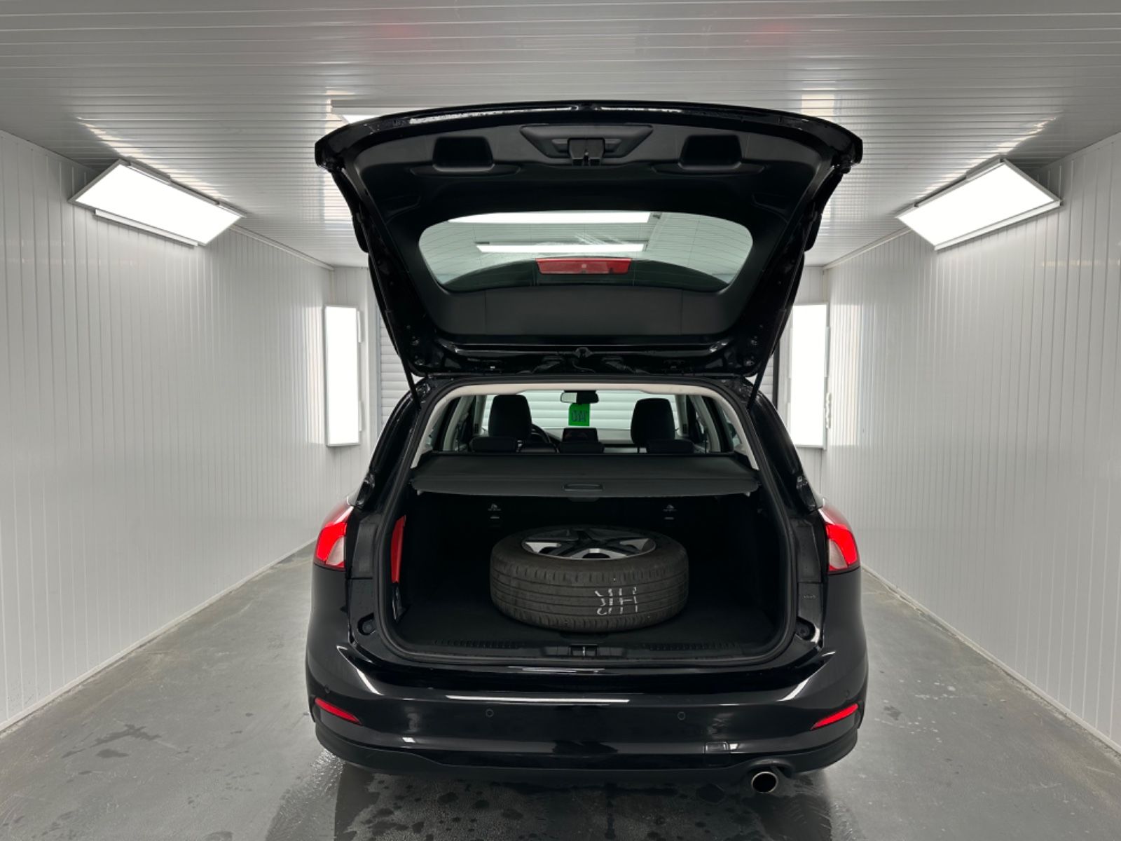 Ford Focus Turnier - Samsaru's Car Outlet