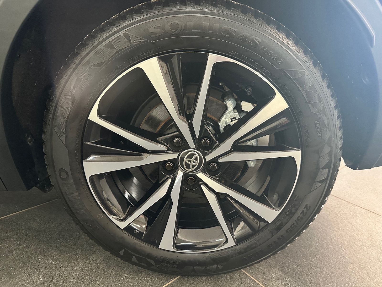 Toyota C-HR Hybrid FWD Team Deutschland