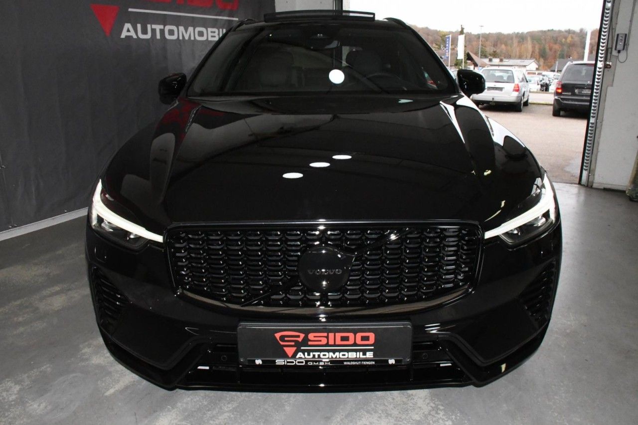 Volvo XC60 T6 Recharge Ultra Black AWD - Samsaru's Car Outlet