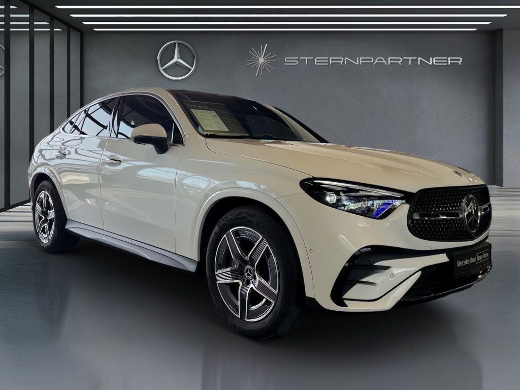 Mercedes-Benz GLC 300 d 4M AMG+DiG.L+HuD+BURM+PANO+AHK
