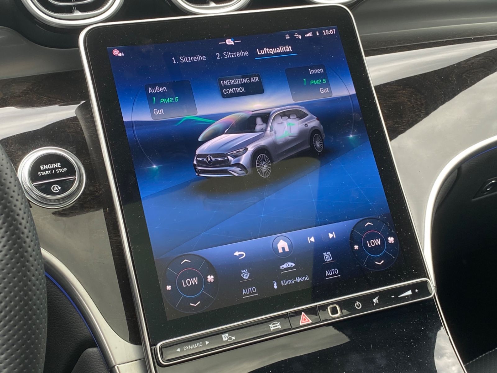 Mercedes-Benz GLC200 AMG 4M_Pano_HuD_Memory_Keyless_Distro_360