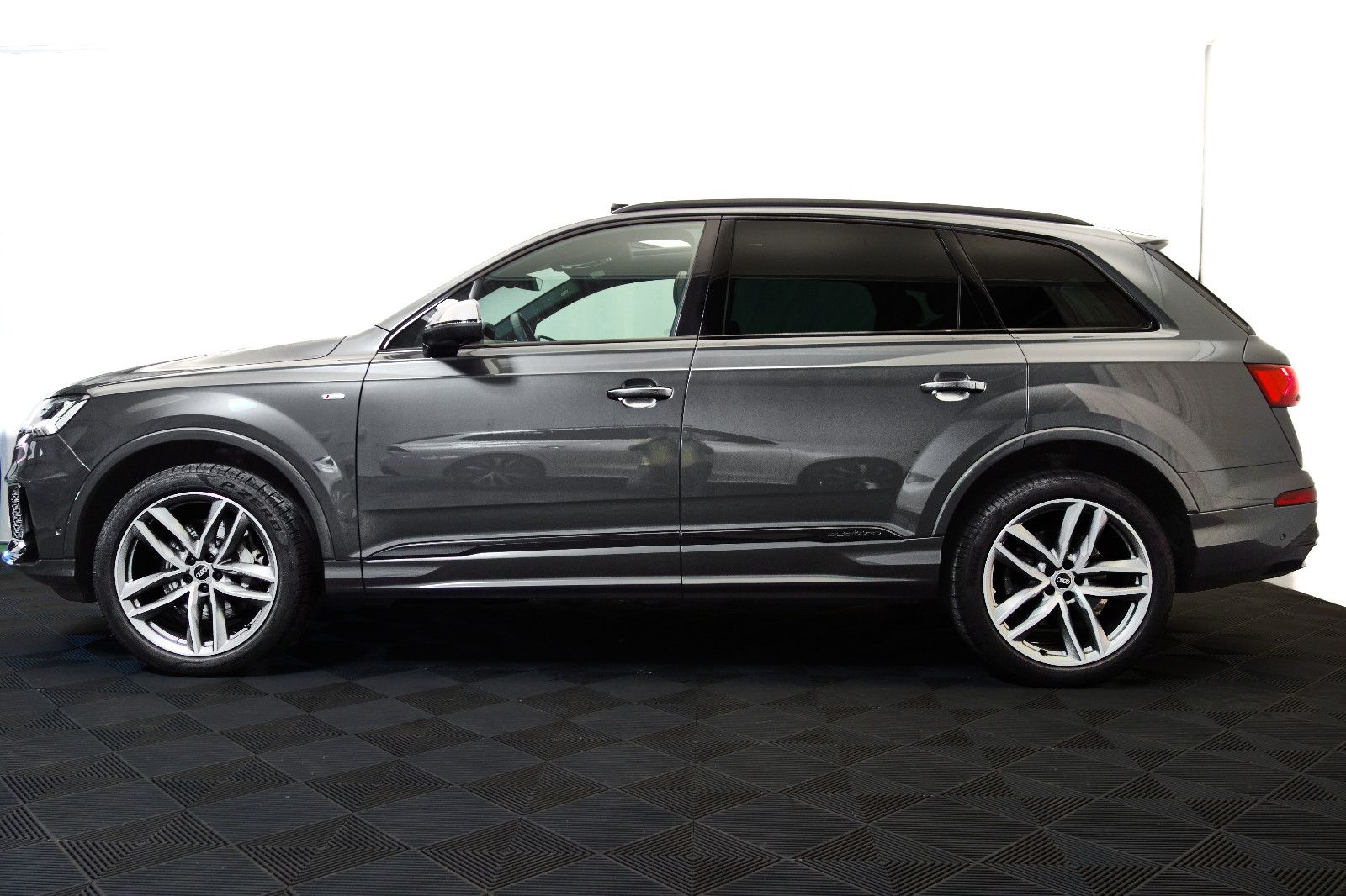 Audi Q7 50 TDI quattro S LINE BLACK+360°+PDACH+7SITZE