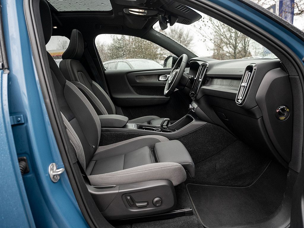 Volvo XC40 Ultimate Recharge Pure Electric