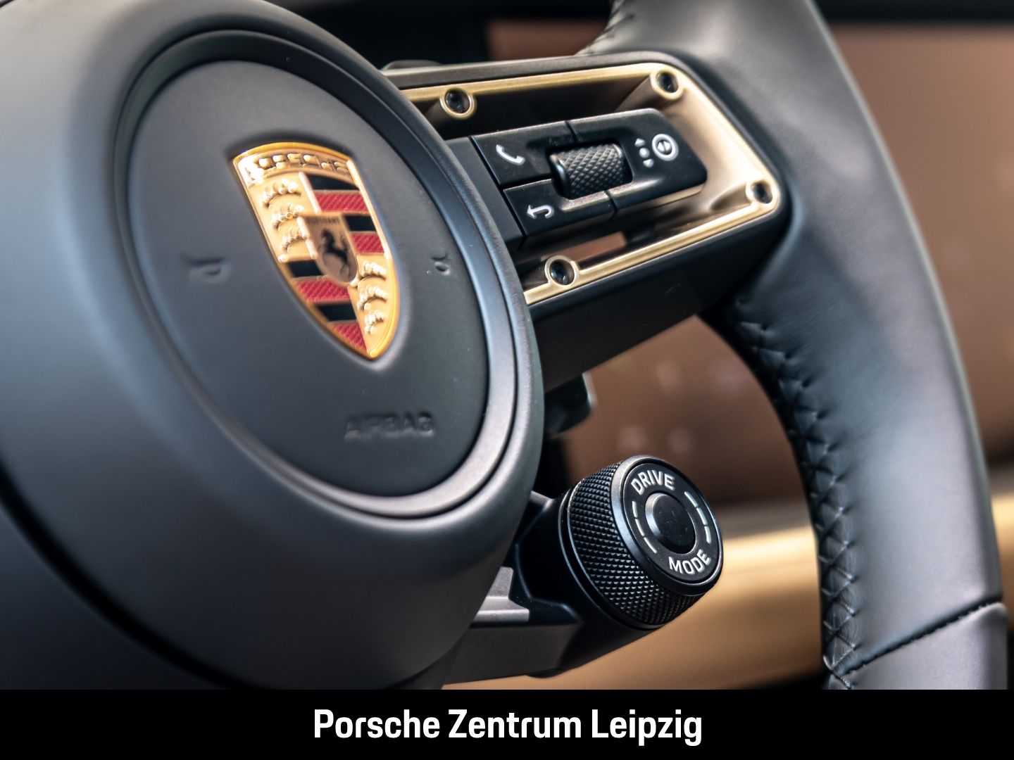 Porsche Cayenne E-Hybrid Burmester SportDesign Massage