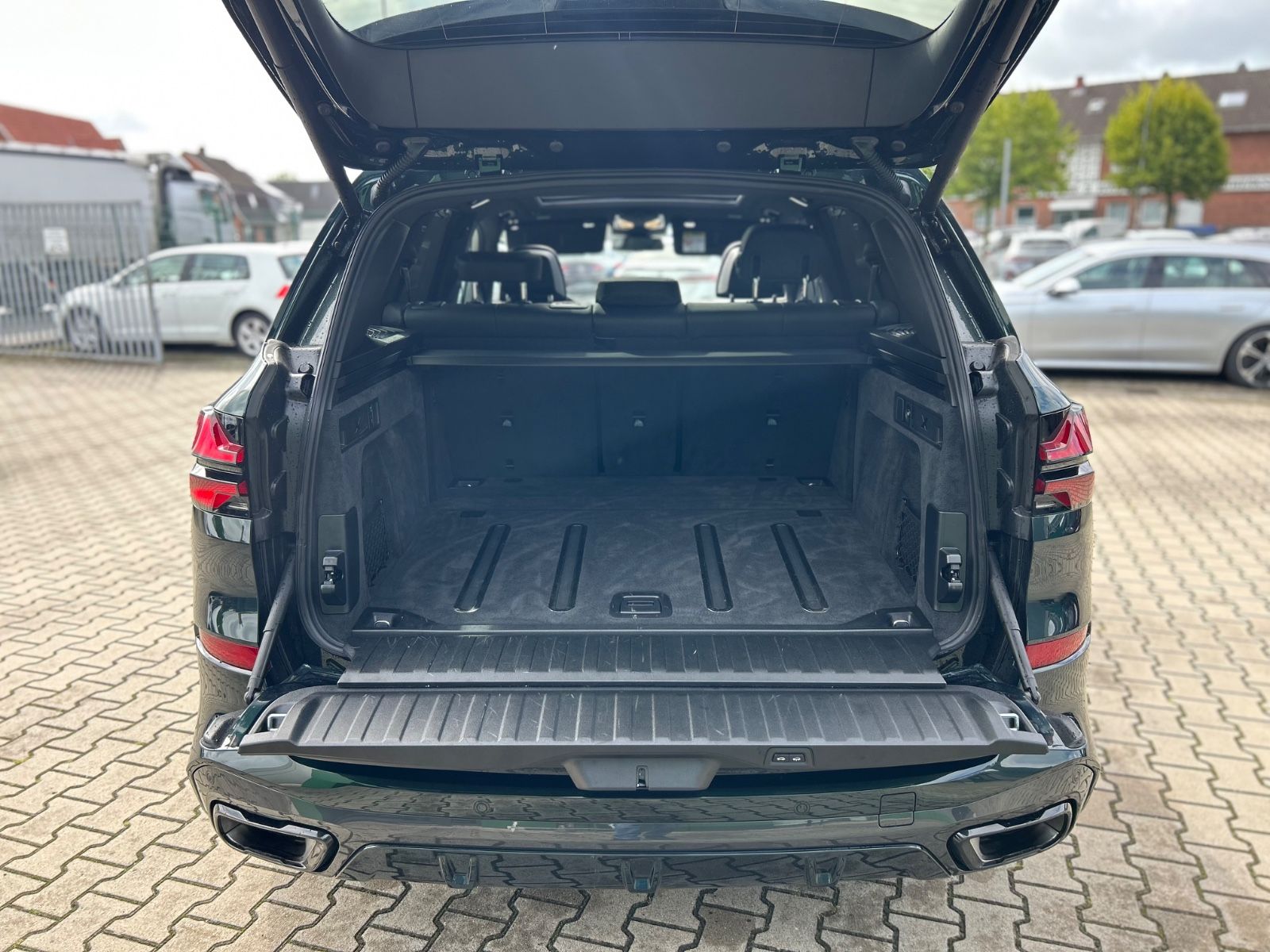 BMW X5 30d M Sport Pro -2Achs-SkyLoung-BelüSitz-360K