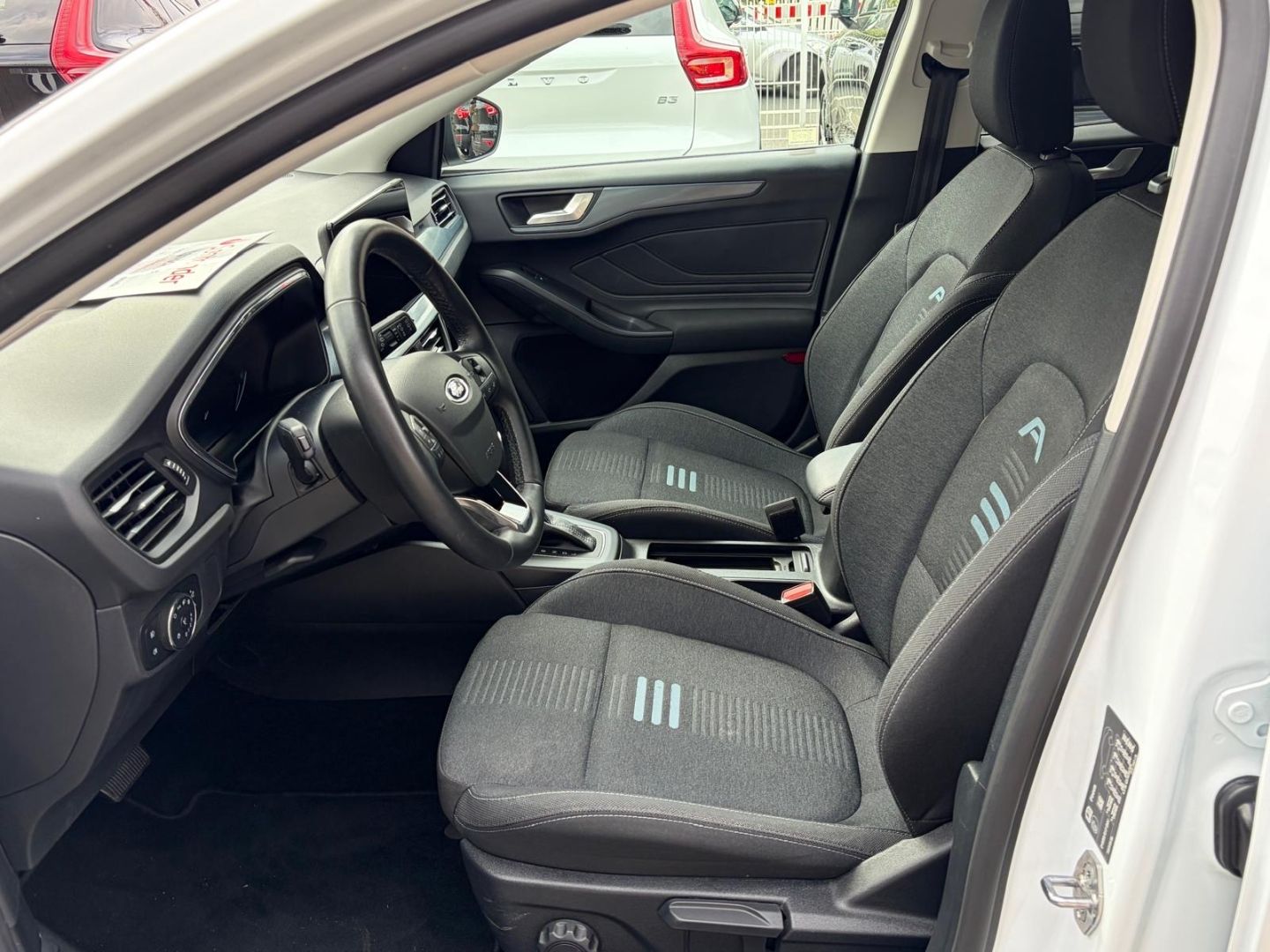Ford Focus 1.0 Active Eco Automatik Navi LED ACC Appl