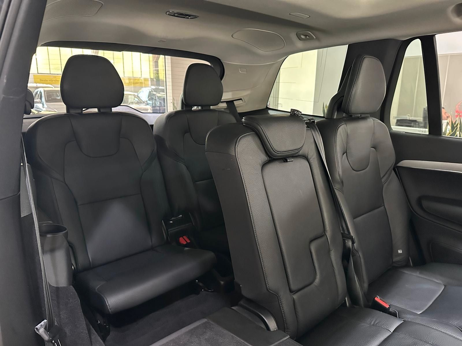 Volvo XC90 T8 Plug-In Hybrid - Samsaru's Car Outlet