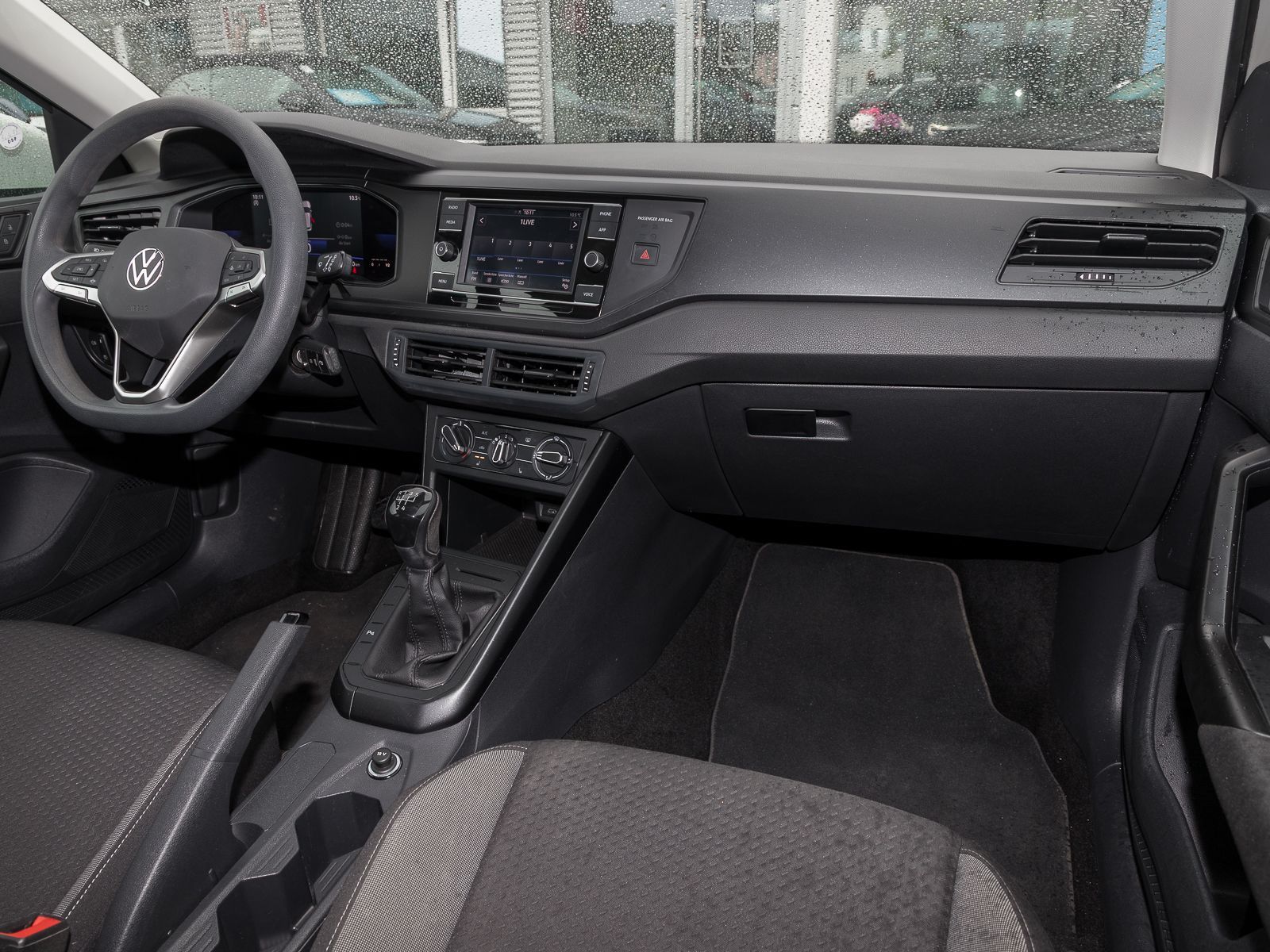 Volkswagen Taigo 1.0 TSI - Samsaru's Car Outlet