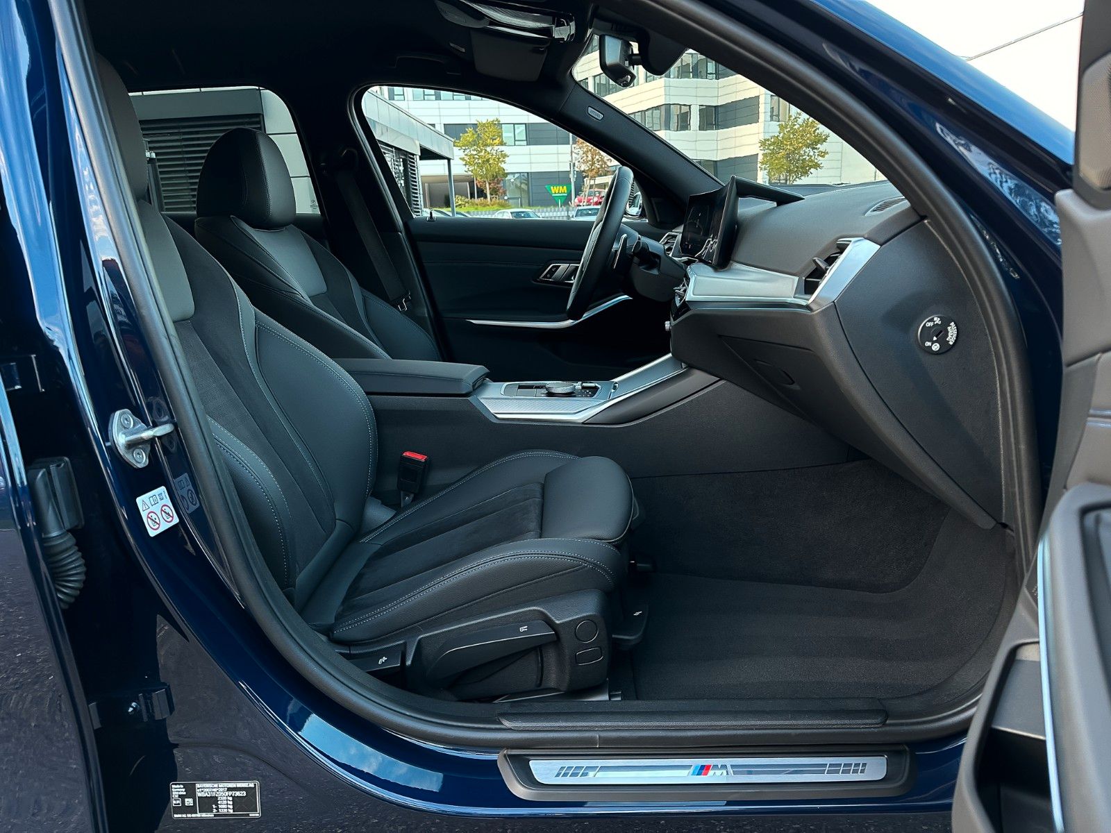 BMW 320d xD M Sport - Samsaru's Car Outlet