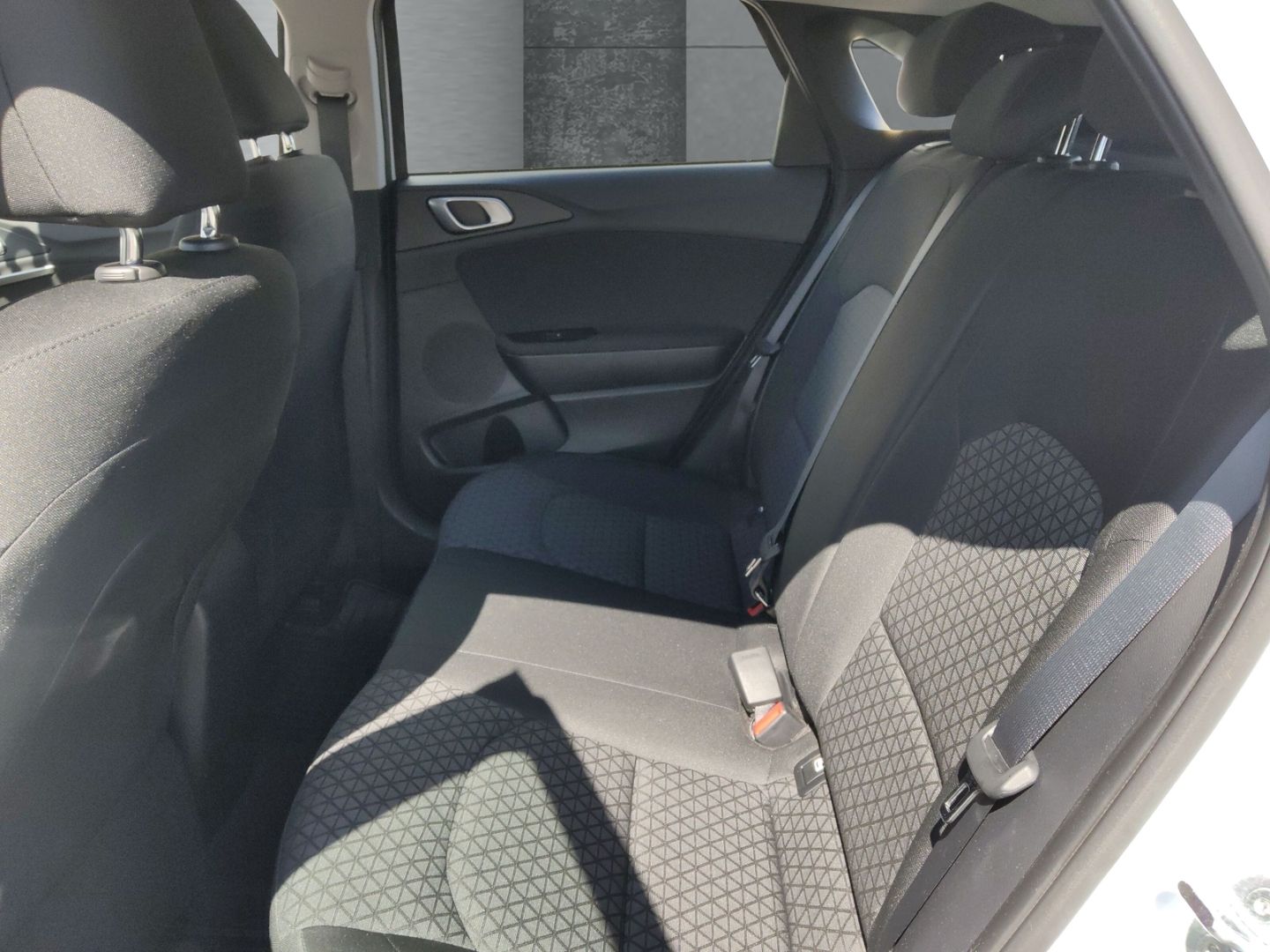 Kia Ceed BEST 1.5T GDi - Samsaru's Car Outlet