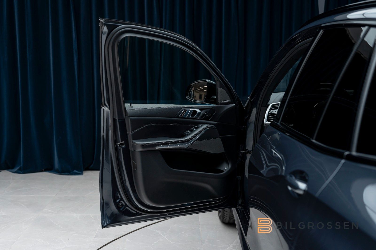 BMW X5 xDrive45e M Sport Pano H/K HUD Tow 360° ACC