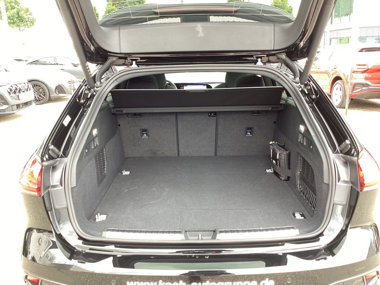 Audi A5 Avant 270 KW e-hybrid q. S line TFSI,MATRIX,B