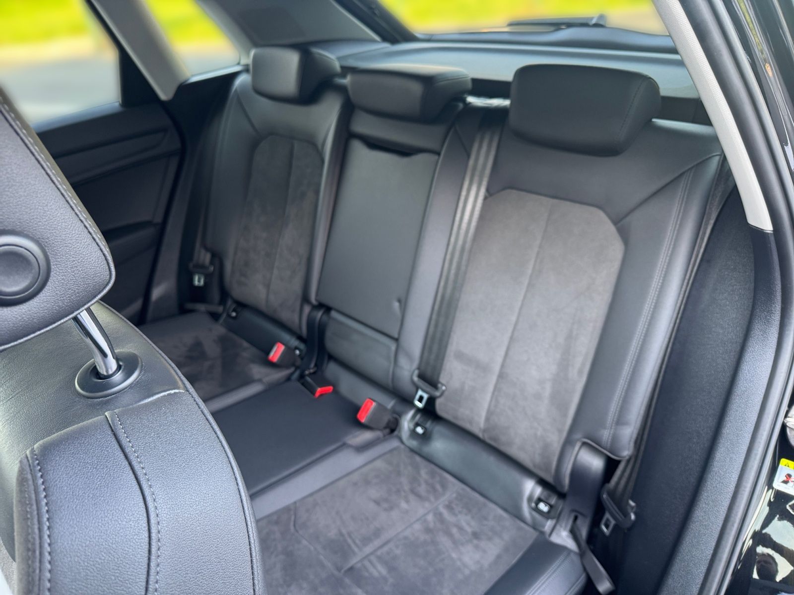Audi Q3 S line 35TFSI LED AHK KAM NAV SHZ PDC
