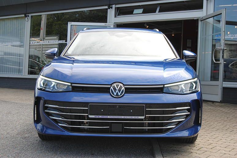 Volkswagen Passat 1.5 eHybrid DSG Elega.AHK.Navi-Max.HUD