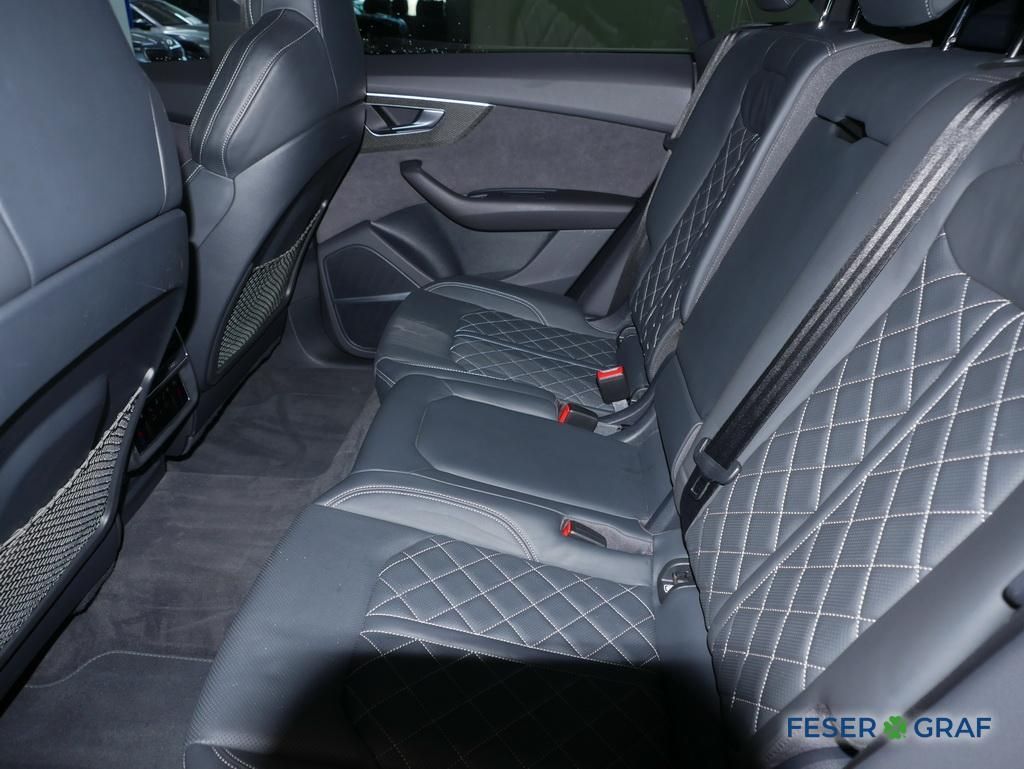 Audi Q8 55 TFSI qu. 2x S line AHK B&O Matrix Pano 22"