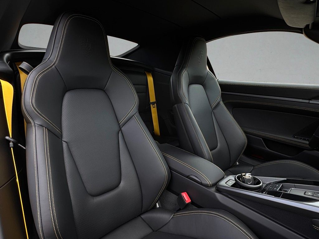 Porsche 992 911 Carrera 4 S Cabrio Tageszul 25 Km Top Au
