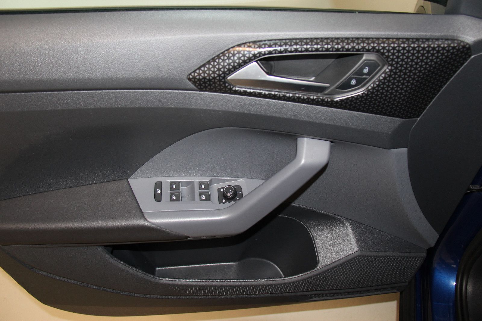 Volkswagen T-Cross Style - Samsaru's Car Outlet