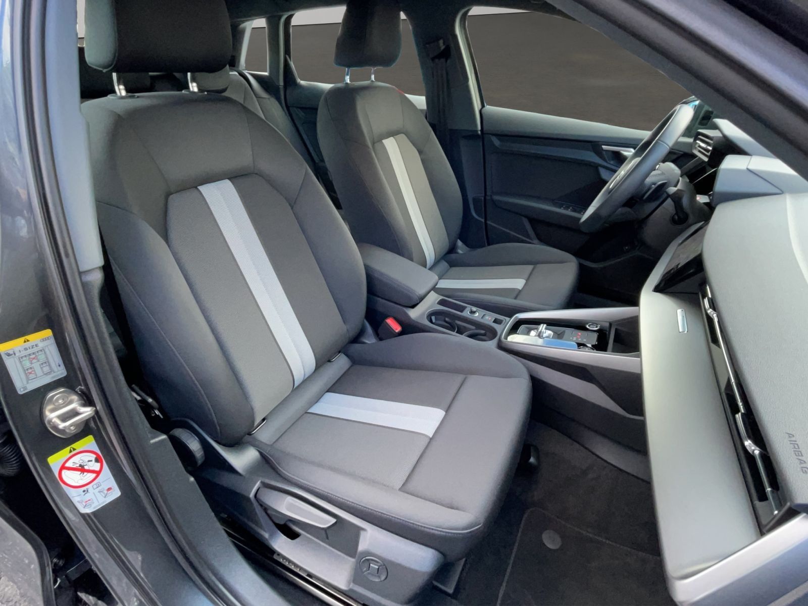 Audi A3 SB 40 TFSIe S line - Samsaru's Car Outlet