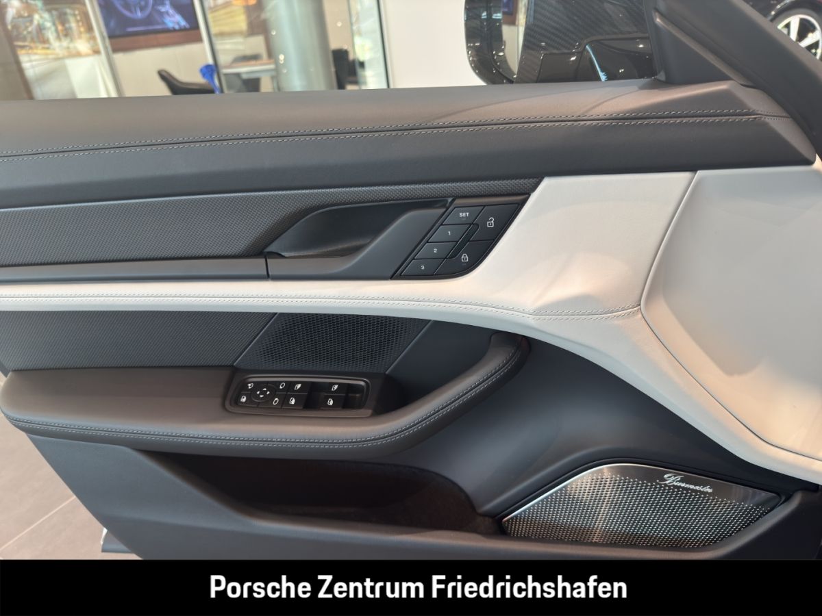 Porsche Taycan Turbo Sport Turismo InnoDrive Head-Up HUD