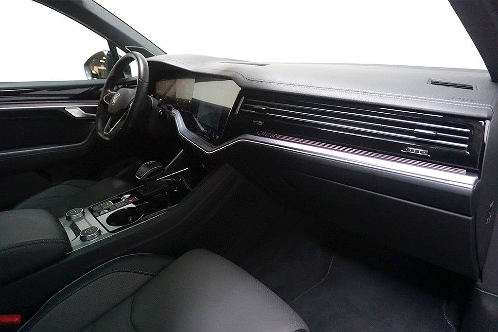 Volkswagen Touareg 3.0TDI Tiptr. 2xR-Line 4M Virtual VOLL