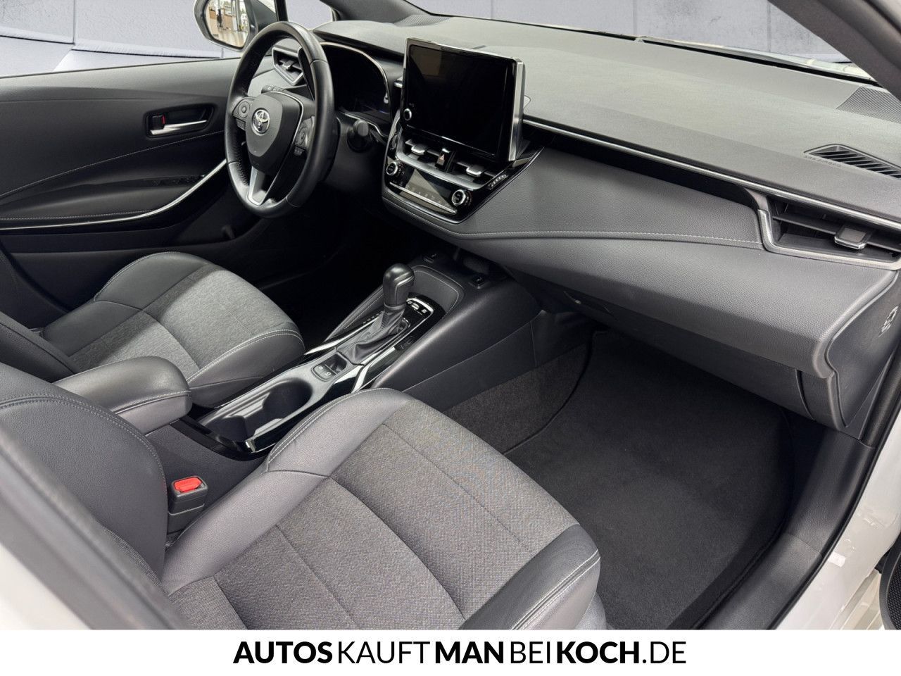 Toyota Corolla TS 1.8 Hybrid CVT Comfort NAVI LED ACC