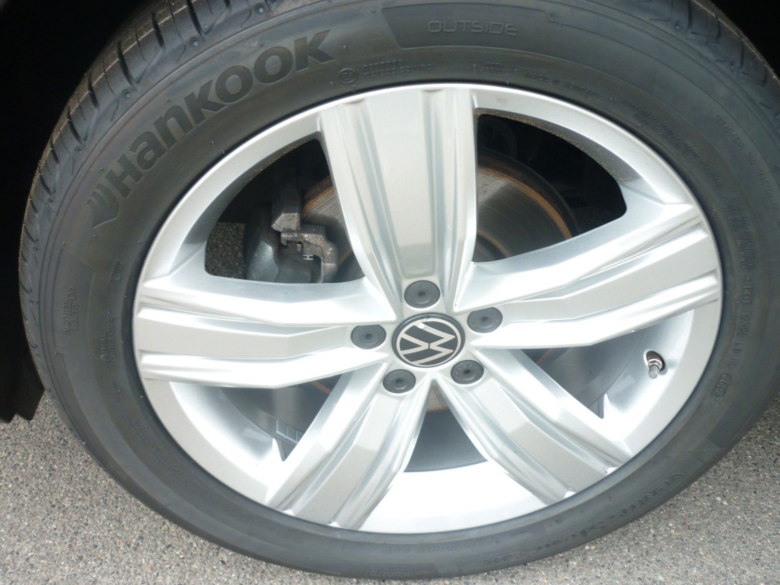 Volkswagen Tiguan 2.0 TDI Elegance - Samsaru's Car Outlet