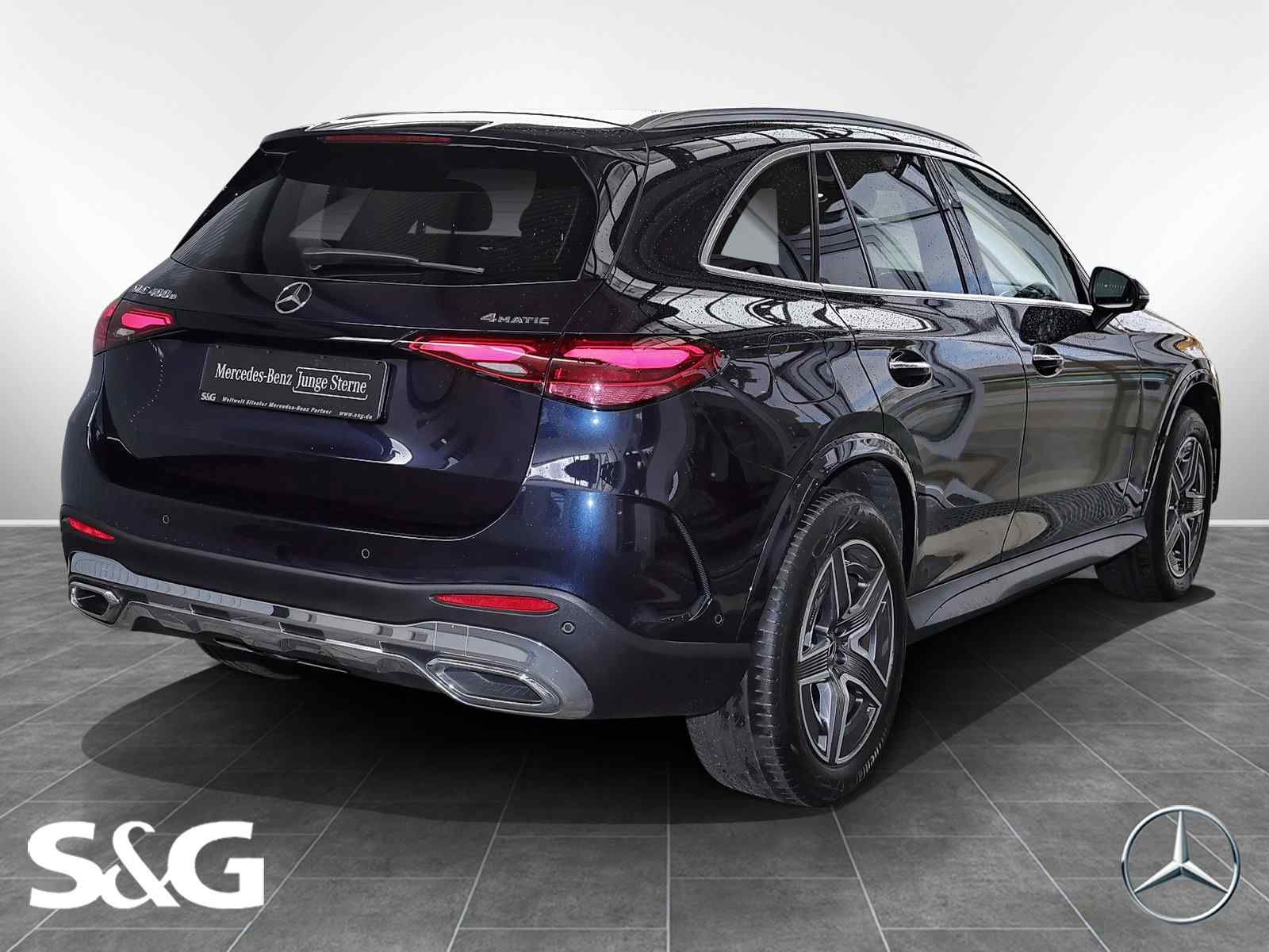 Mercedes-Benz GLC 400 e 4M AMG AHK+PANORAMA+360°+DISTRONIC+19"