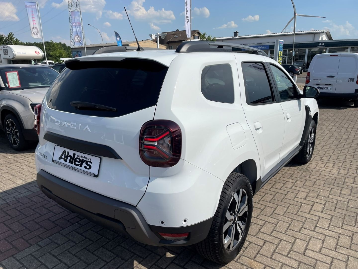 Dacia Duster Journey - Samsaru's Car Outlet