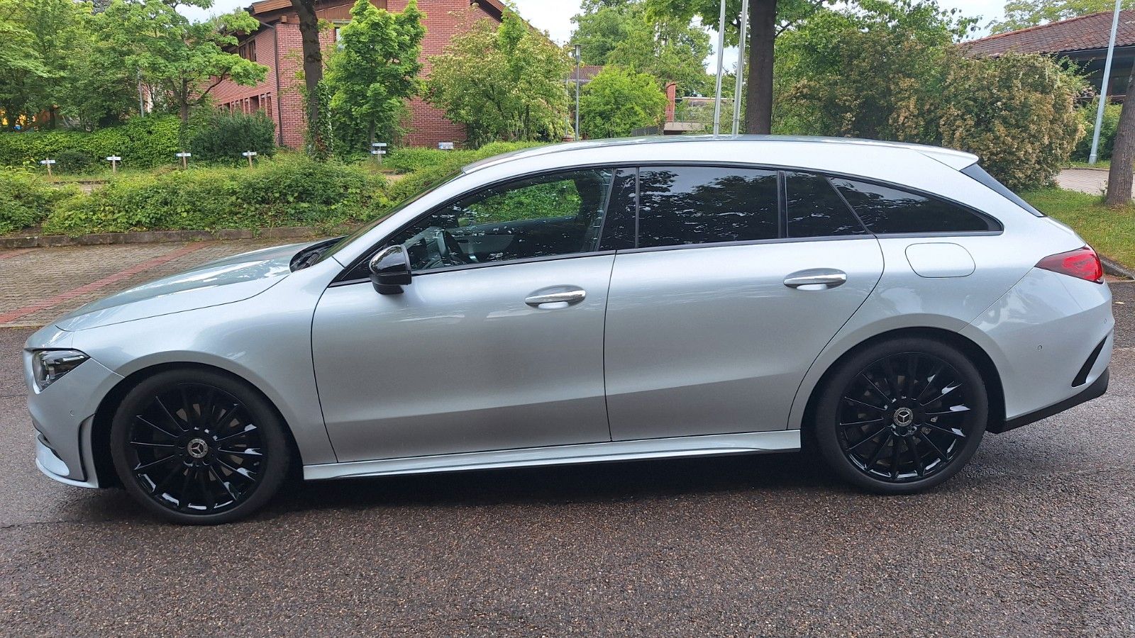 Mercedes-Benz CLA 220 d 4M AMG Line - Samsaru's Car Outlet