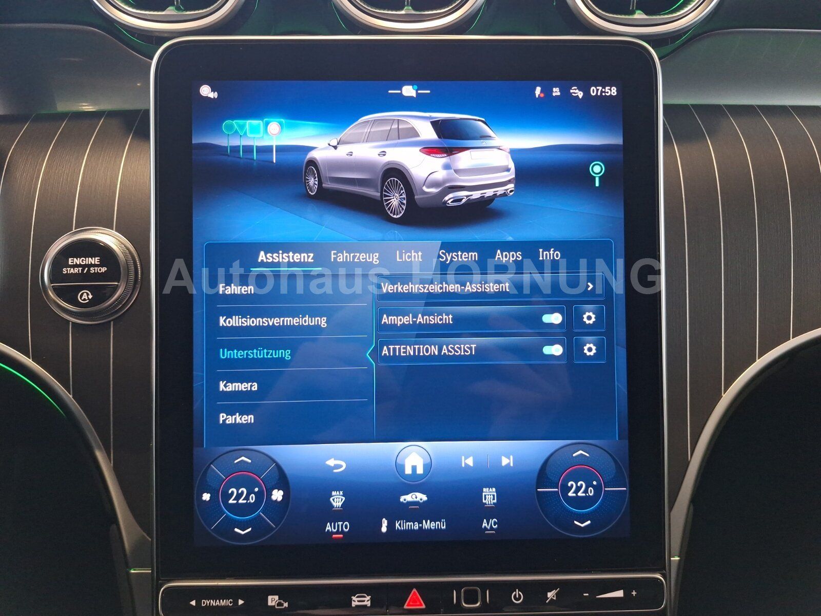 Mercedes-Benz GLC 300 d AMG 4M Edition 360° Distr AHK Memo 20"