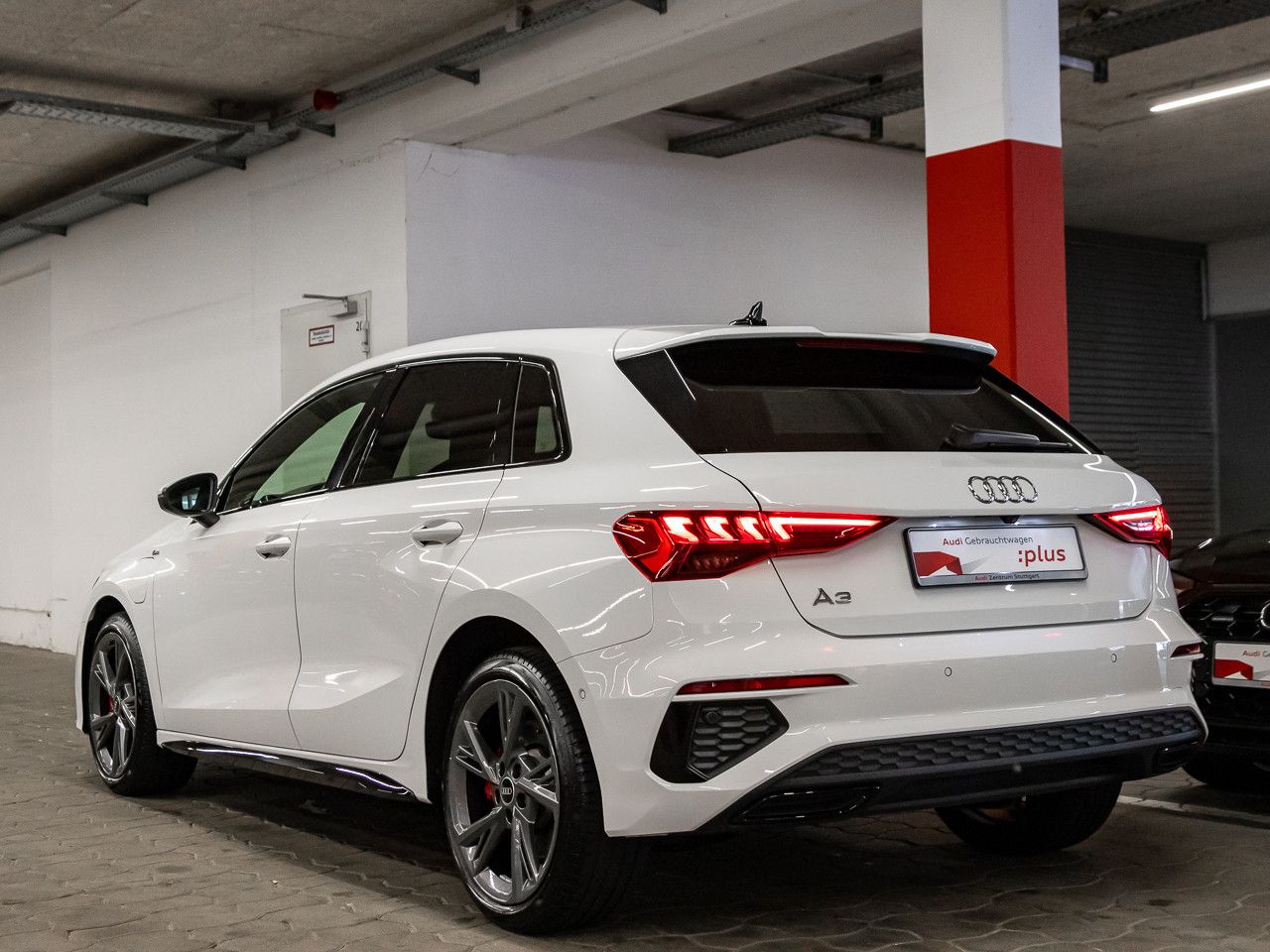 Audi A3 Sportback 45 TFSI e S line - Samsaru's Car Outlet