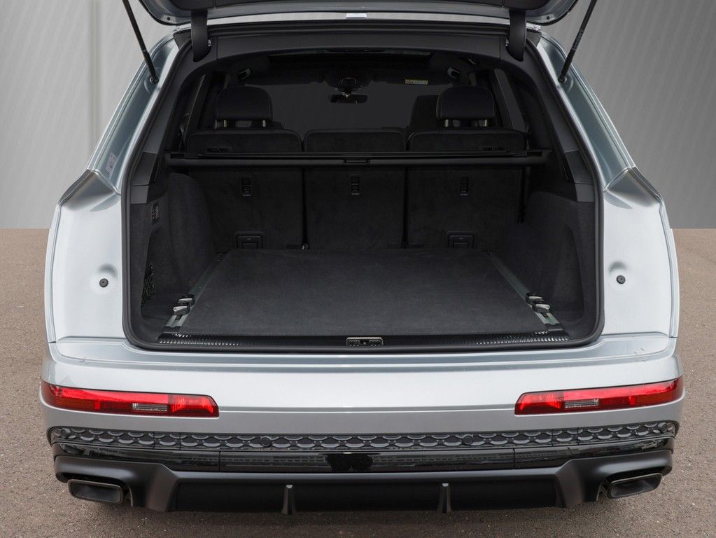 Audi Q7 SUV S line 60 TFSI e quattro