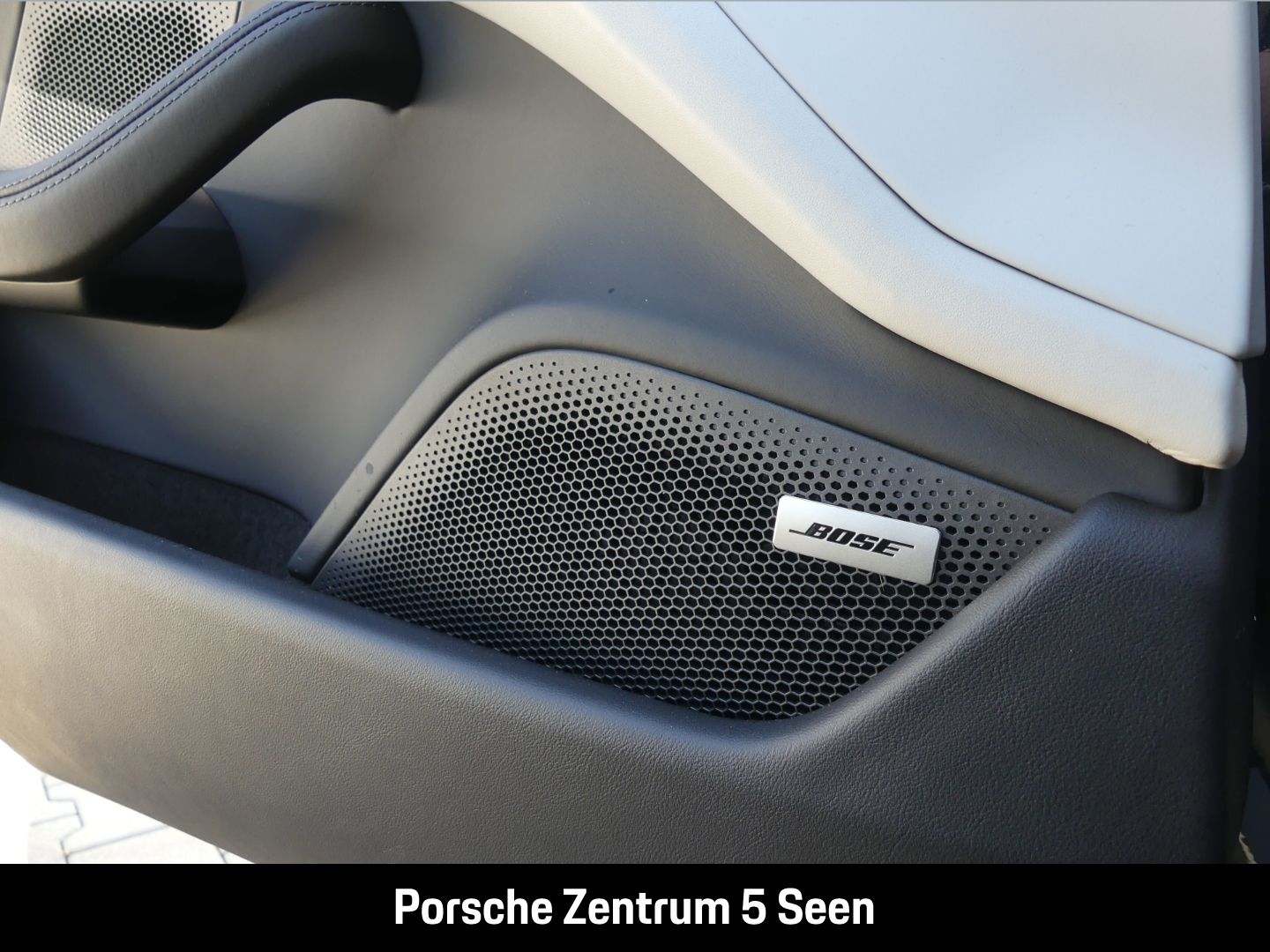 Porsche Taycan 4S Cross Turismo, HD-MATRIX, 14-WEGE