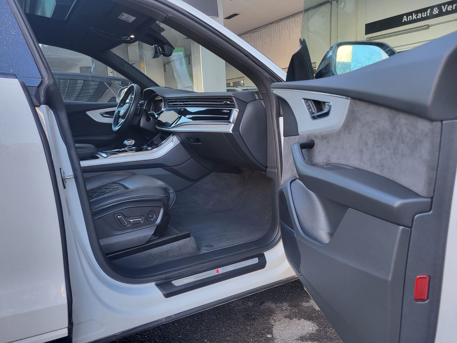 Audi Q8 50 TDI qu S Line Pano HUD B&O Massage StHzg