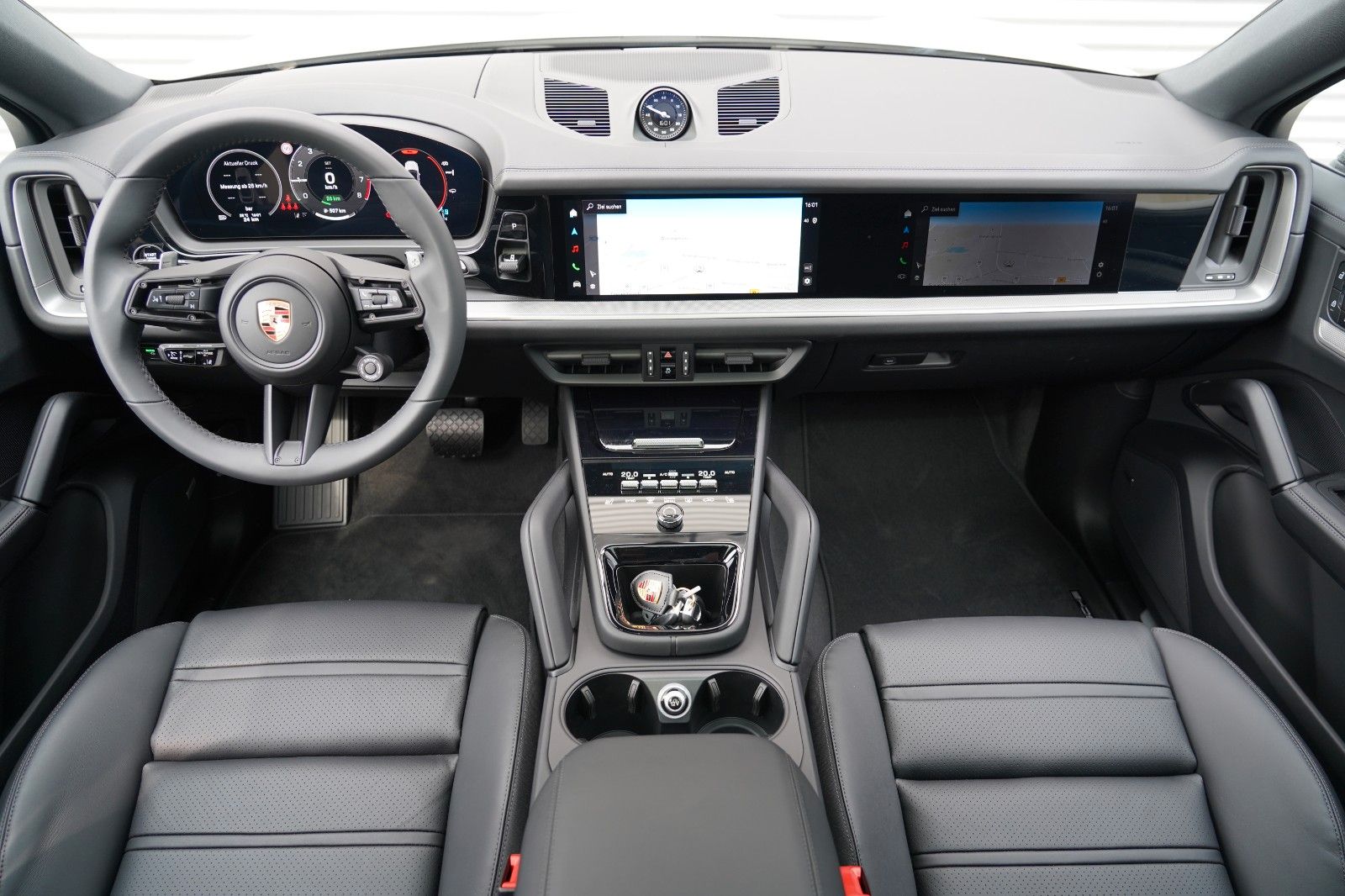 Porsche Cayenne Coupe E-Hybrid LUFT PANO SOFT MY25